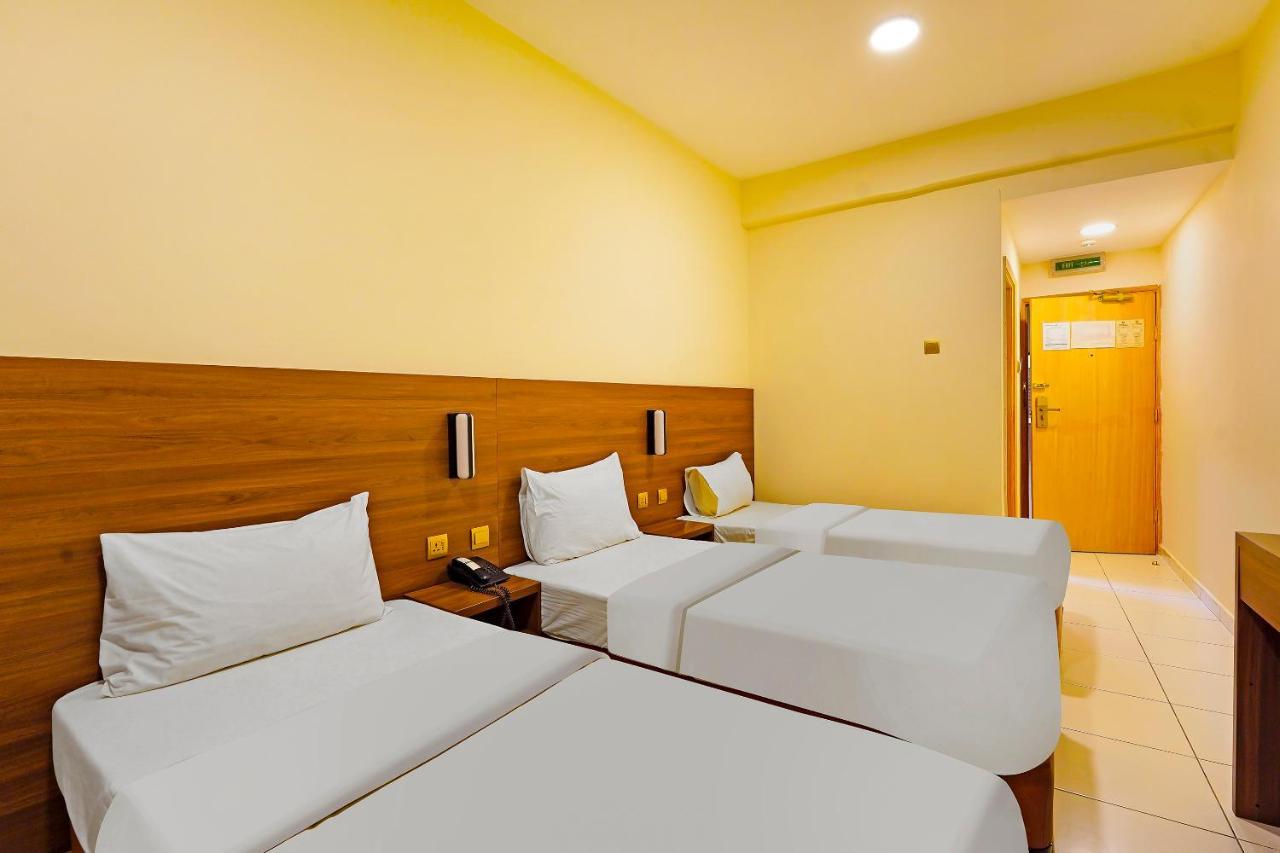 Oyo 925 Emirates Hotel Dubai Bagian luar foto