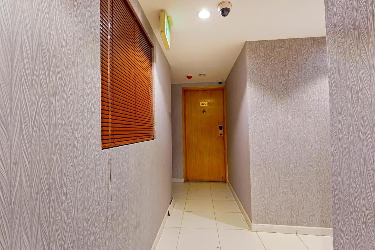 Oyo 925 Emirates Hotel Dubai Bagian luar foto
